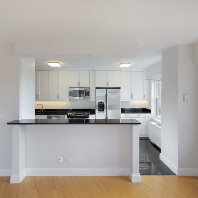 One Lincoln Plaza - Fully equipped kitchen