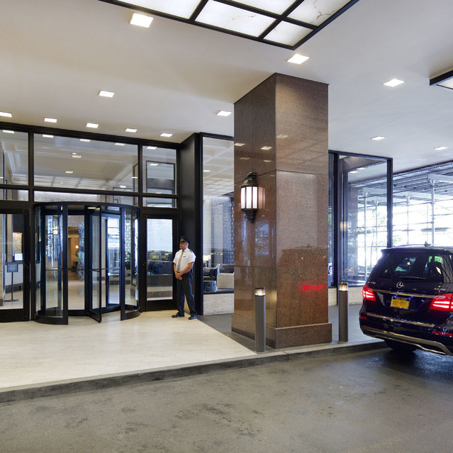 One Lincoln Plaza - Apartment Lobby Entrance and Driveway