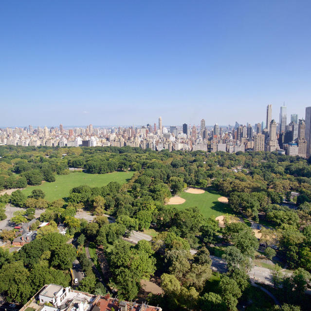 One Lincoln Plaza - Sundeck City View