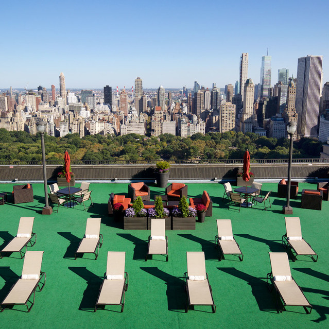 One Lincoln Plaza - Sun Deck with Outdoor Lounge Chairs