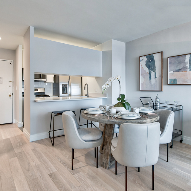 Normandie Court - Dining Area